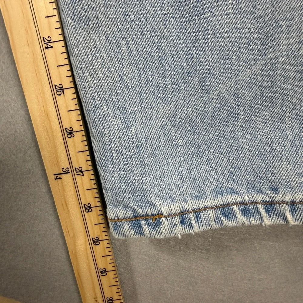 Vintage Levis 550 Jeans Men 34x30 Light Wash Blue Relaxed Fit Tapered Distressed
